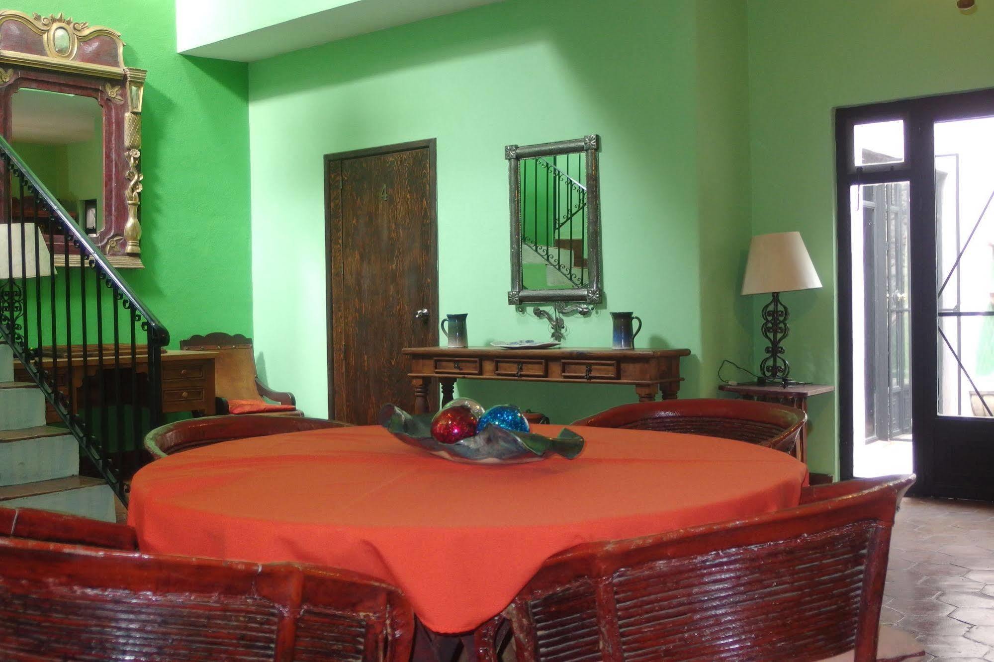 Casa De Las Conservas Comfort San Miguel de Allende Luaran gambar